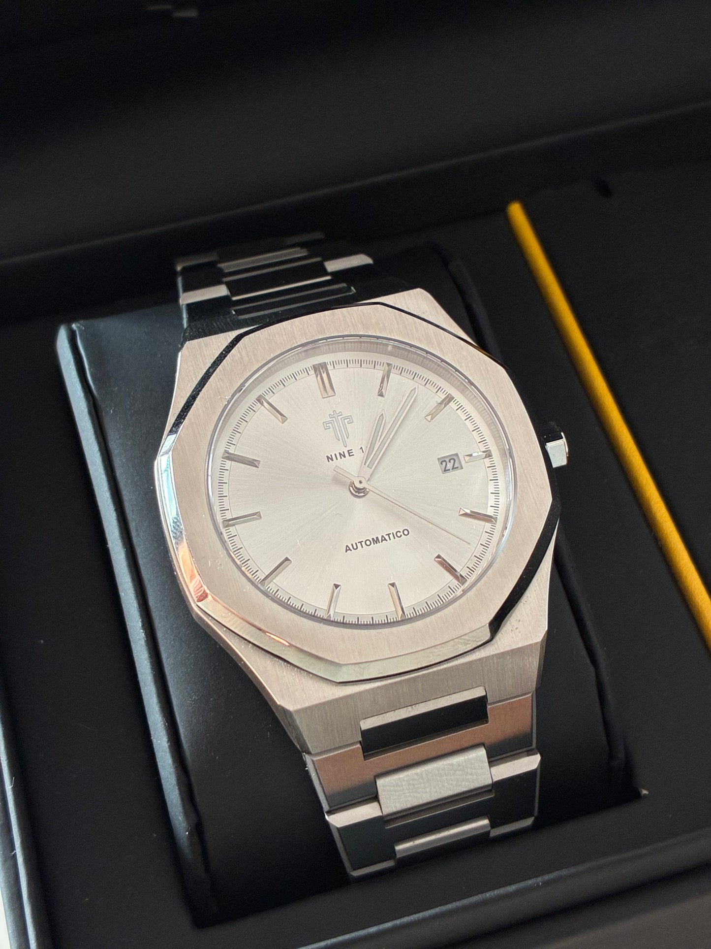Modena Watch