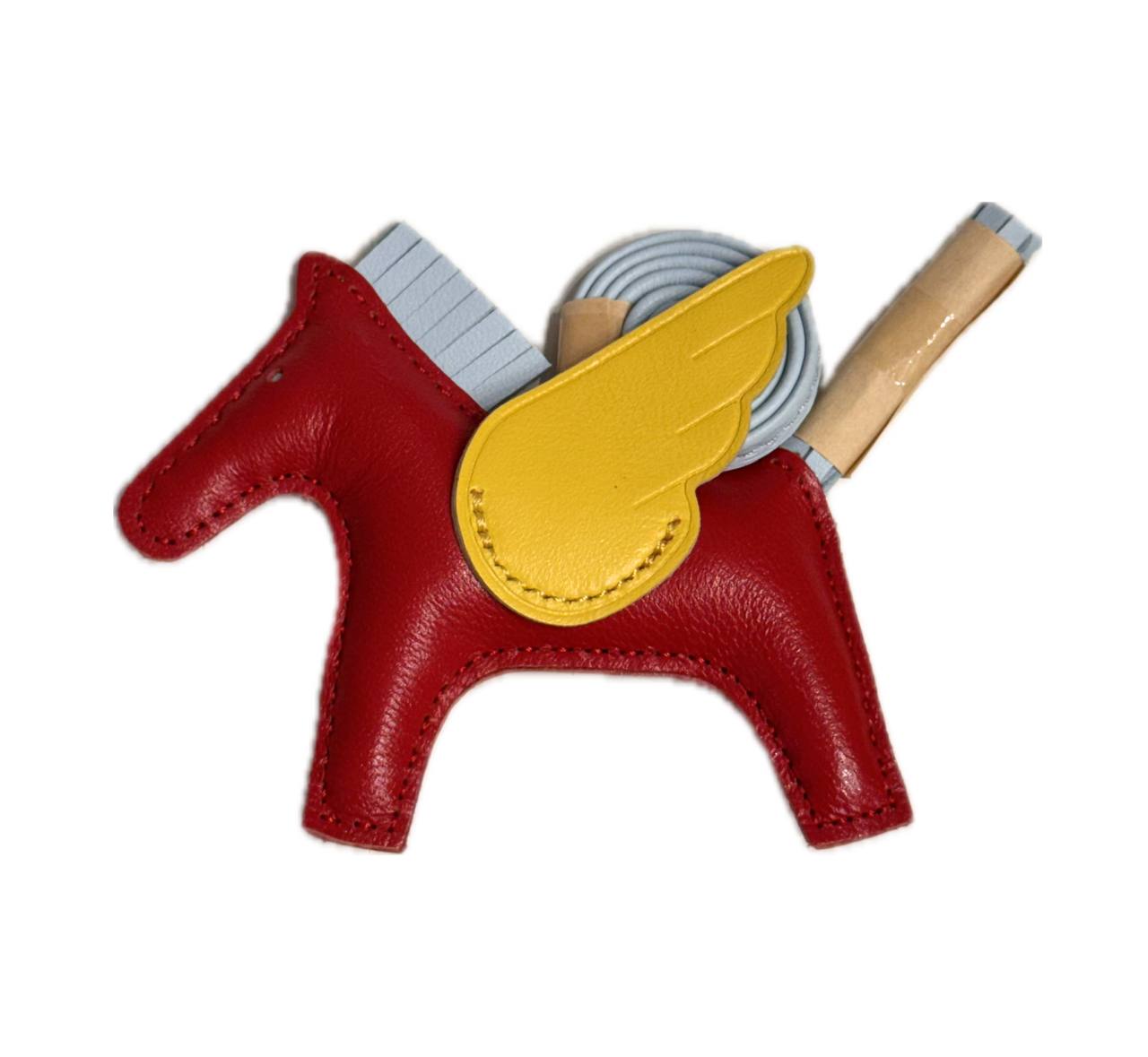Cheval Charm