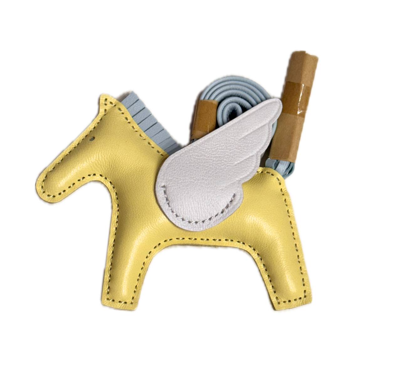 Cheval Charm