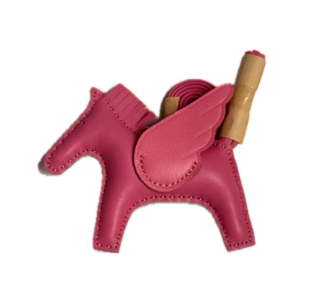 Cheval Charm